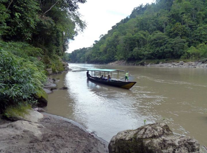 Amaru Mayu river